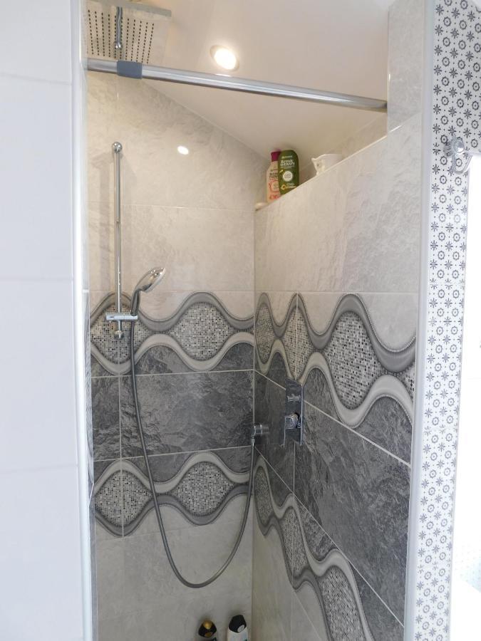 Tina Apartman Prnjavor Extérieur photo